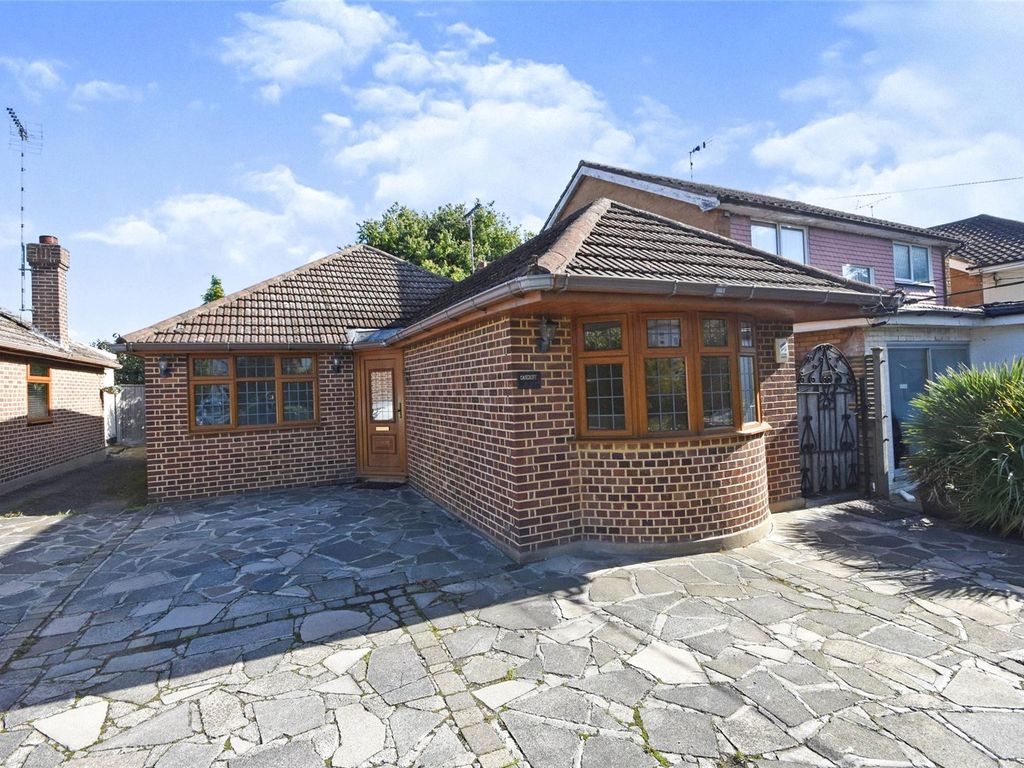 3 bed bungalow for sale in Brock Hill, Runwell, Wickford SS11 Zoopla