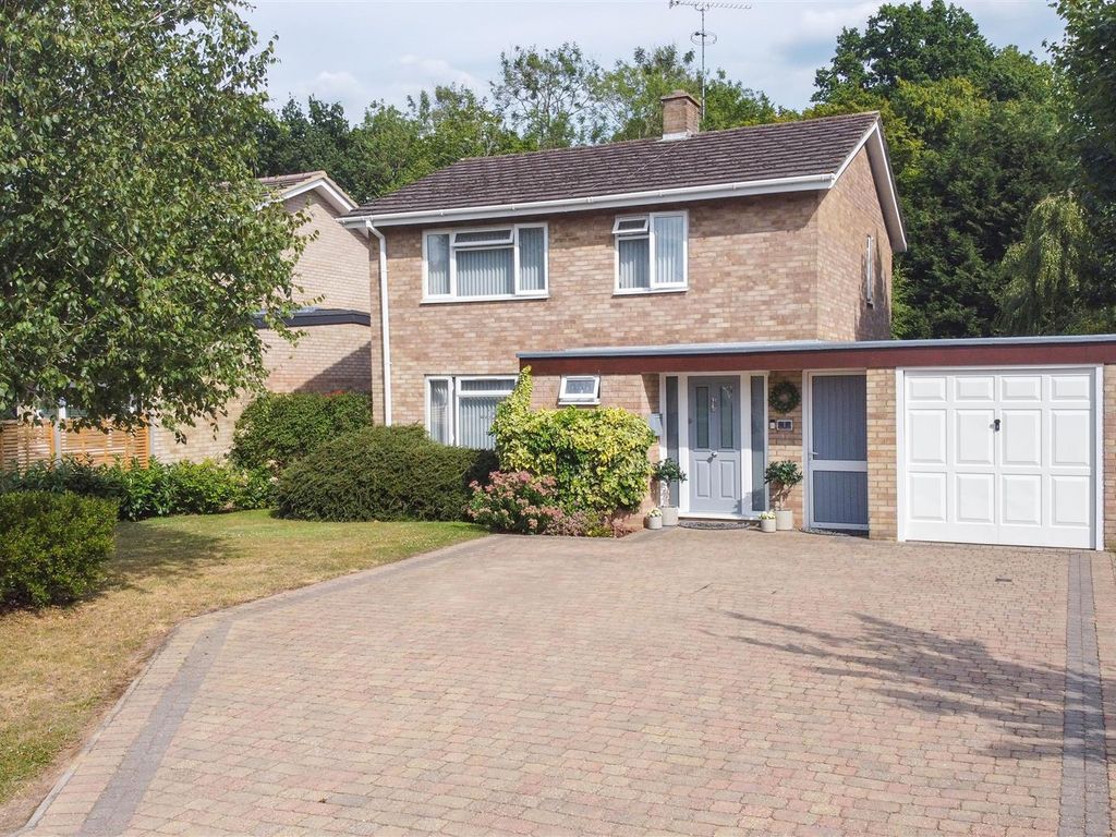 3 bed detached house for sale in Holwell Hyde, Welwyn Garden City AL7