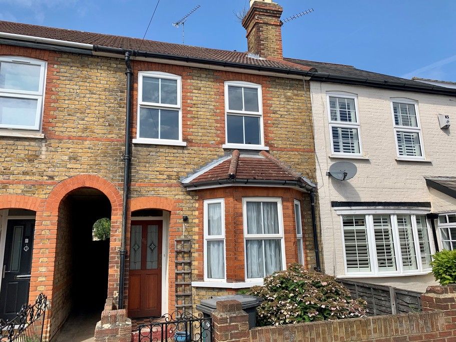 3 bed terraced house for sale in Clarence Street, Egham TW20 Zoopla