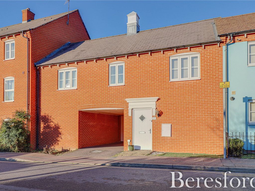 2 bed flat for sale in Hampton Road, Stansted CM24, £325,000 Zoopla