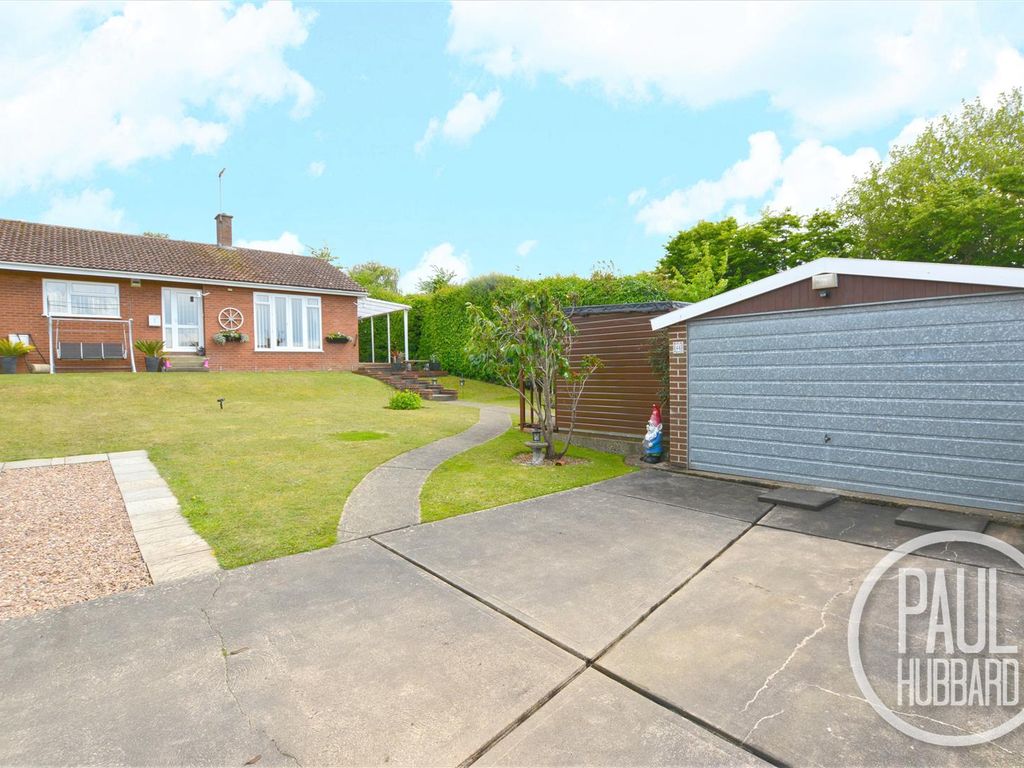2 bed semidetached bungalow for sale in Wash Lane, Kessingland