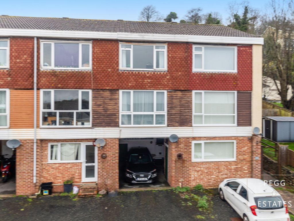 3 bed terraced house for sale in Braeside Road, Torquay TQ2, £220,000