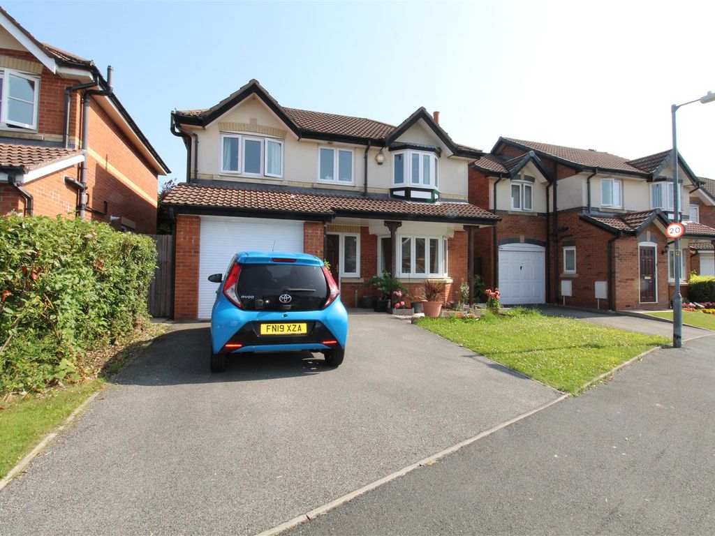 4 bed detached house to rent in Higherbrook Close, Horwich, Bolton BL6, £1,400 pcm Zoopla