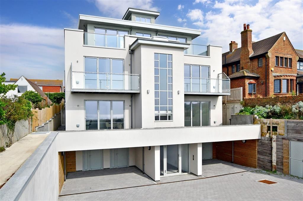 New home, 2 bed flat for sale in Marine Drive, Brighton, East Sussex