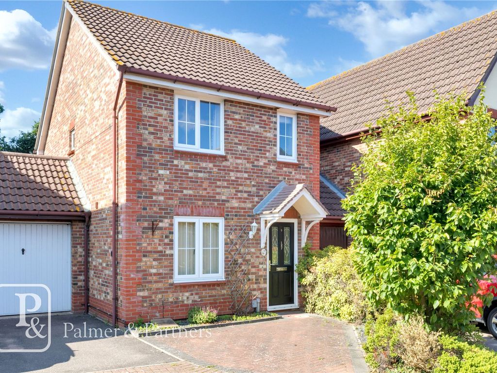 3 bed linkdetached house for sale in Lilian Impey Drive, Highwoods