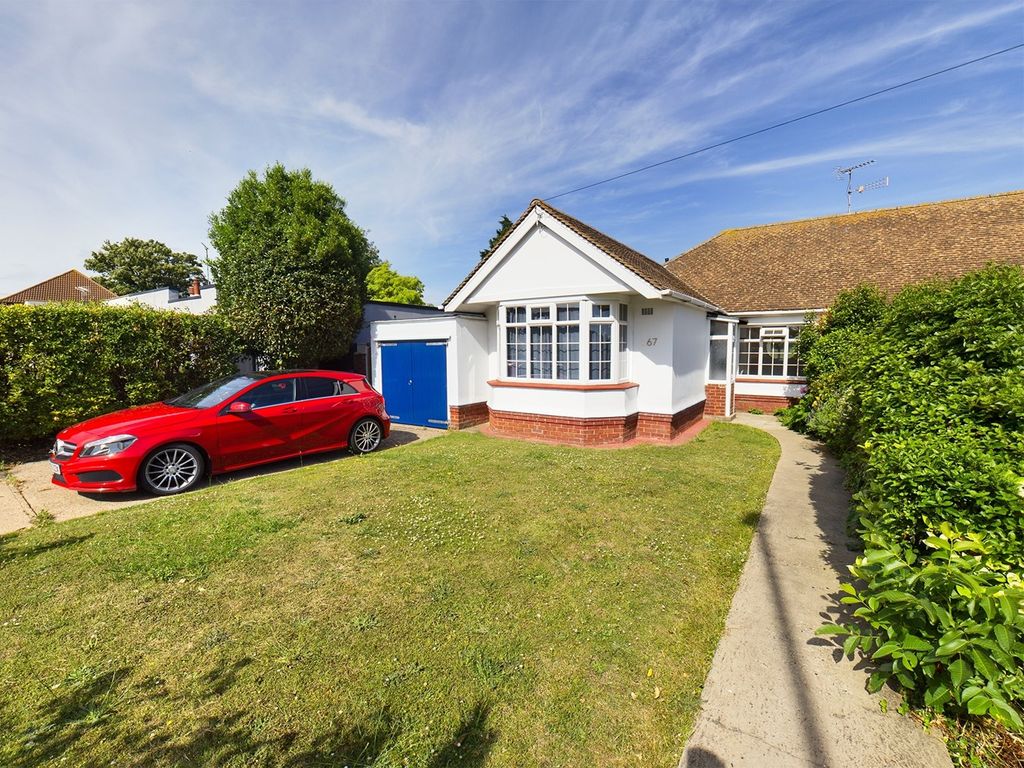 3 bed semidetached bungalow for sale in Salisbury Avenue, Broadstairs