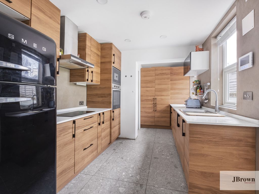 2 bed property for sale in Liddon Road, Bickley, Bromley BR1, £350,000