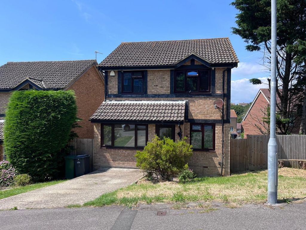 4 bed detached house for sale in Gleneagles Drive, St. LeonardsOnSea