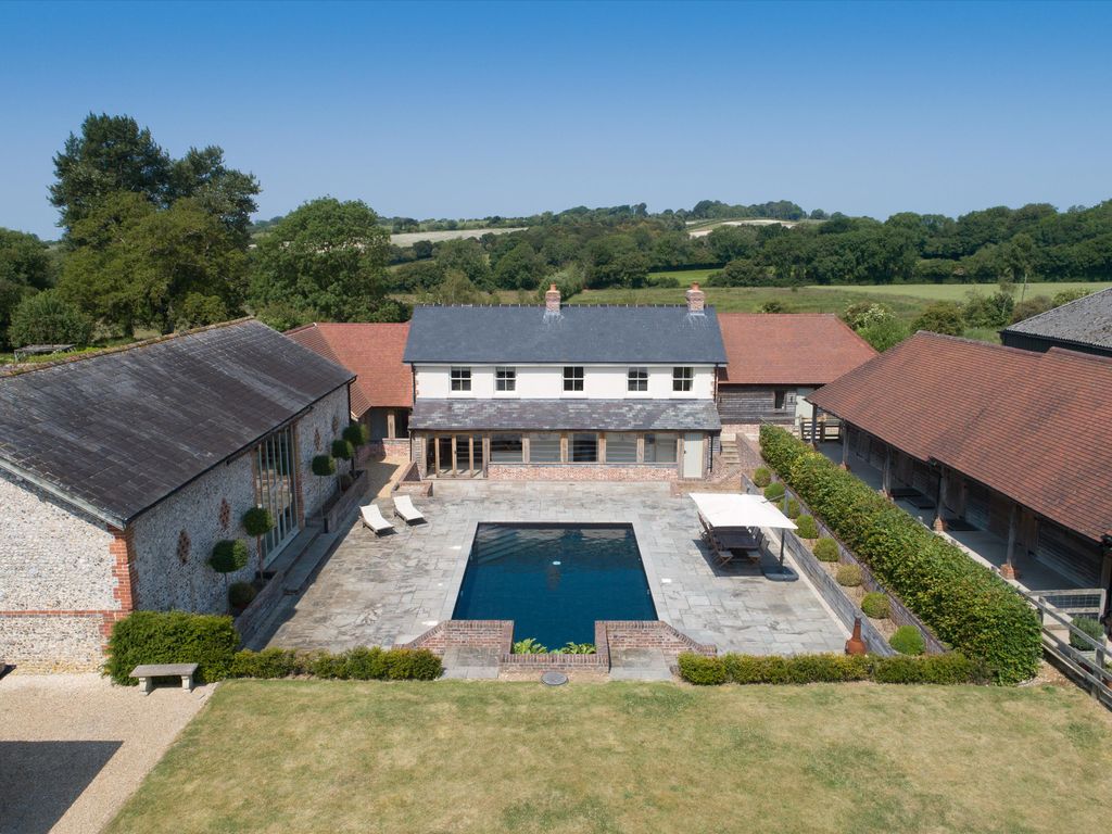 9 bed detached house for sale in Woodcote Farm Lane, Upham, Southampton