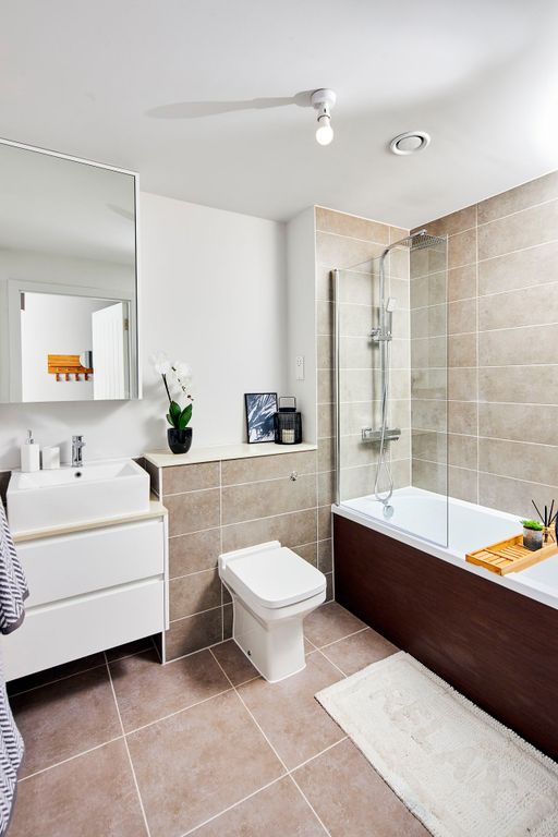 New home, 1 bed flat for sale in Luxury Apartments, Grafton Street