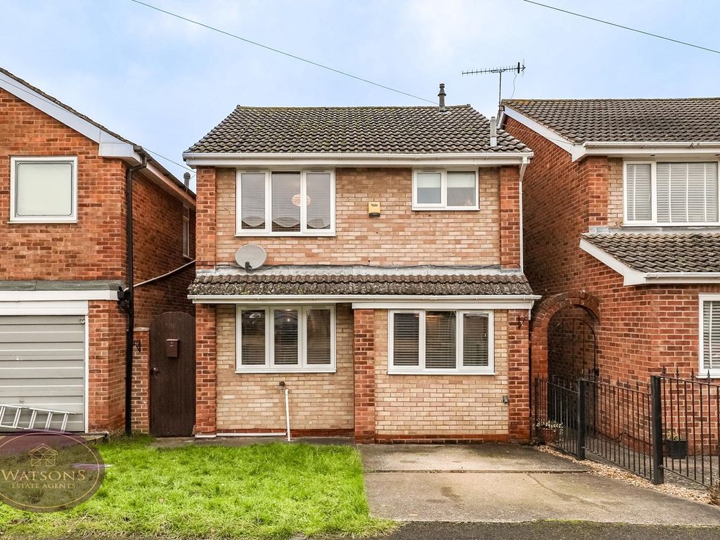 3 bed detached house for sale in Brunel Avenue, Newthorpe, Nottingham