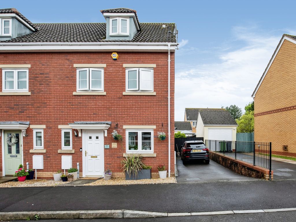 3 bed semidetached house for sale in Wyncliffe Gardens, Cardiff CF23