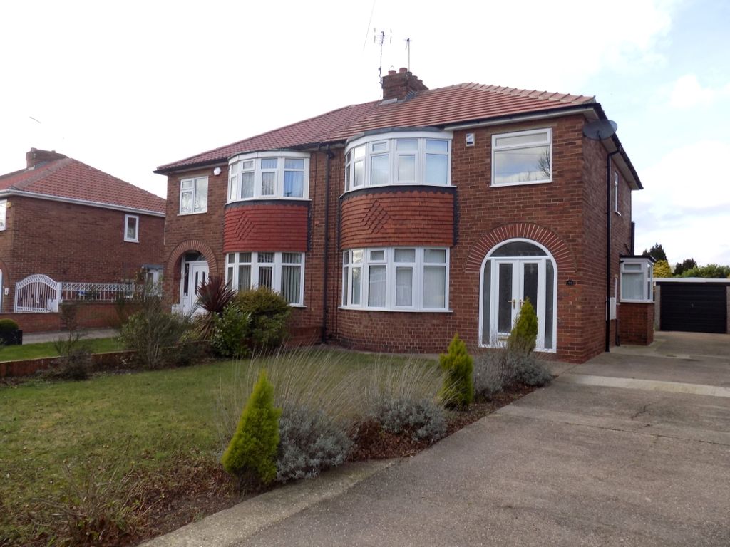 3 bed semidetached house to rent in Middlefield Road, Bessacarr