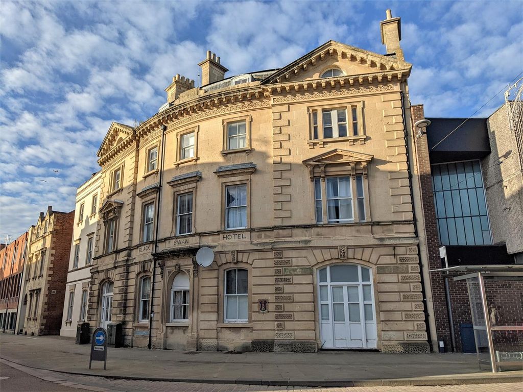 1 bed flat for sale in Commercial Road, Gloucester GL1 Zoopla