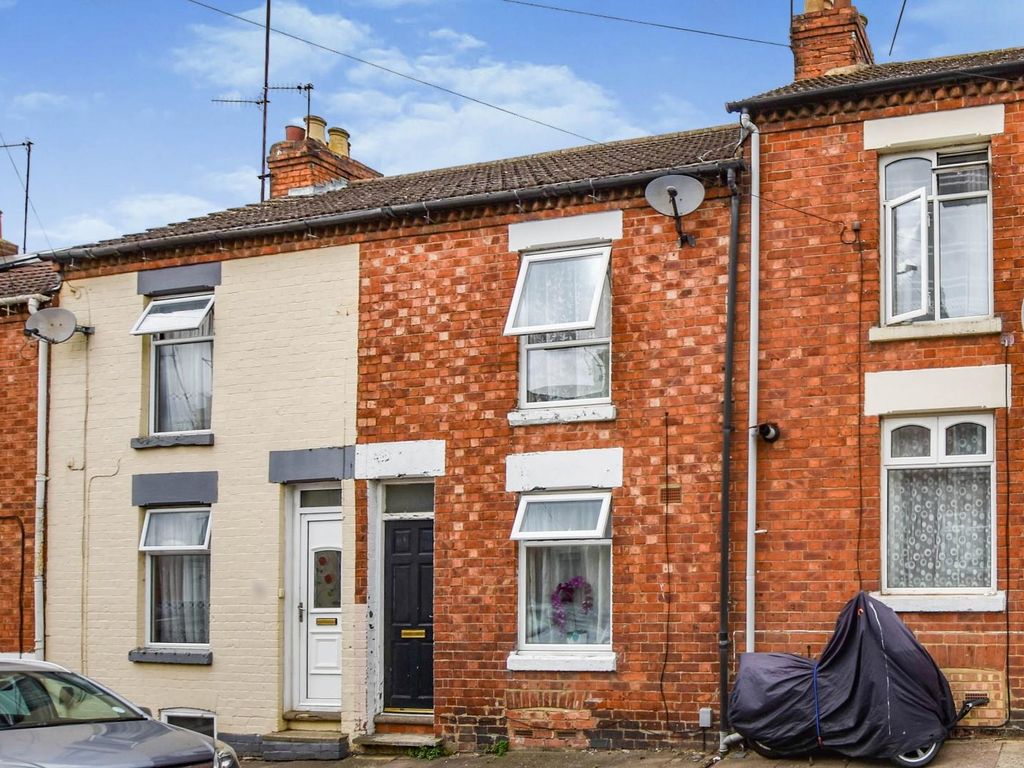 2 bed terraced house for sale in Salisbury Street, Semilong