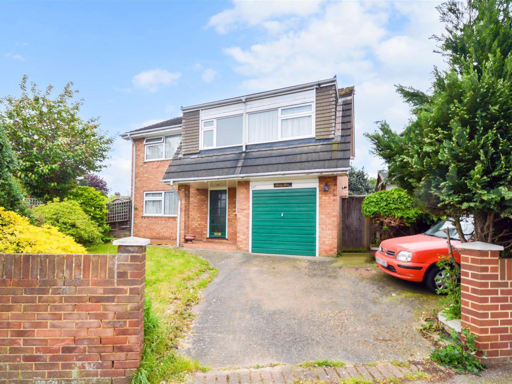 4 bed detached house for sale in Barnsole Road, Gillingham ME7 Zoopla