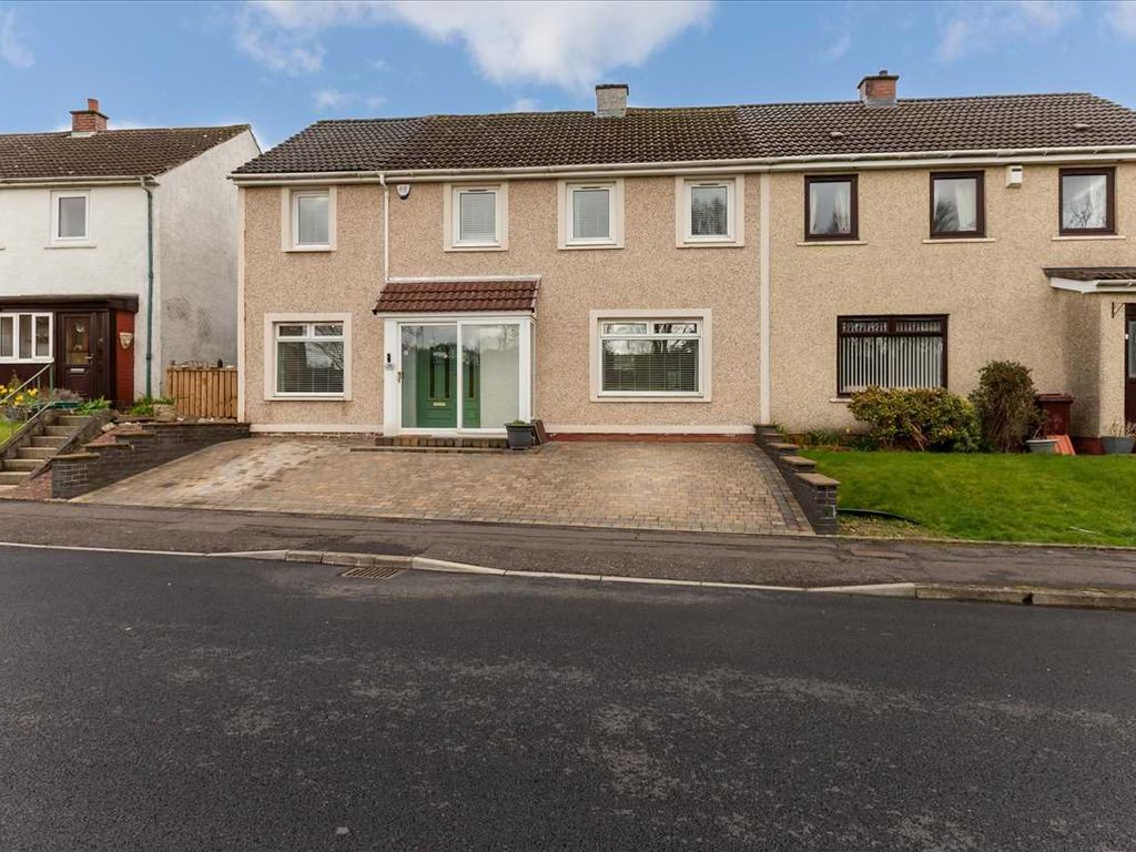 4 bed semidetached house for sale in Bowden Park, Westwood, East