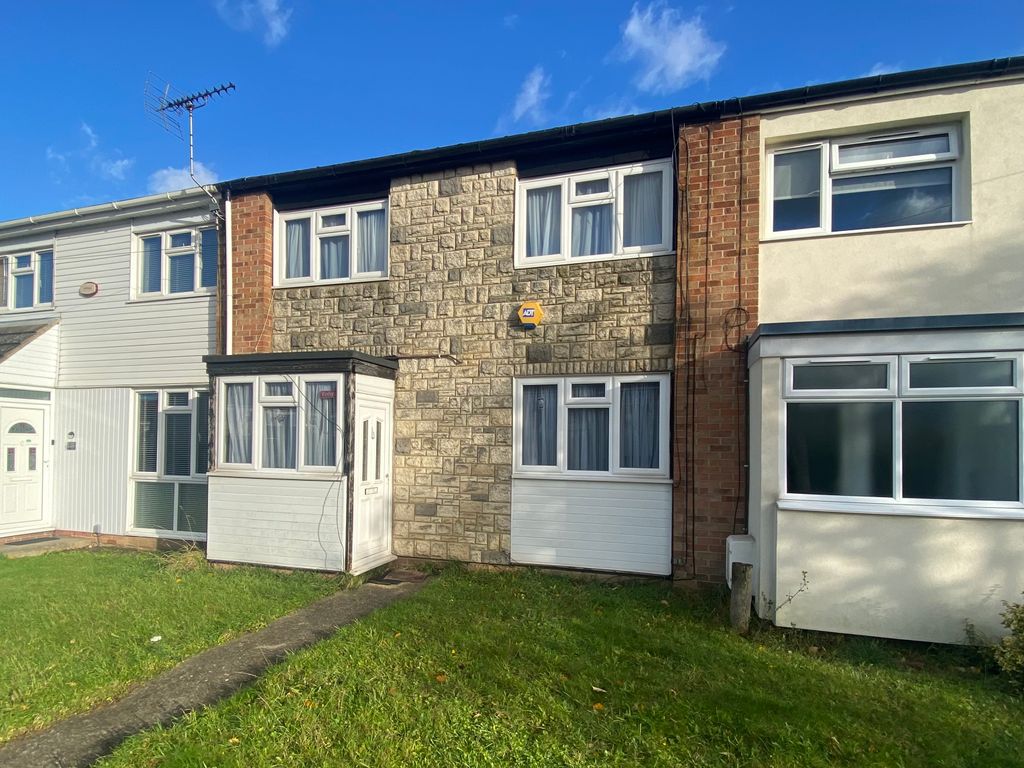 3 bed terraced house for sale in The Poplars, Pitsea, Basildon SS13, £