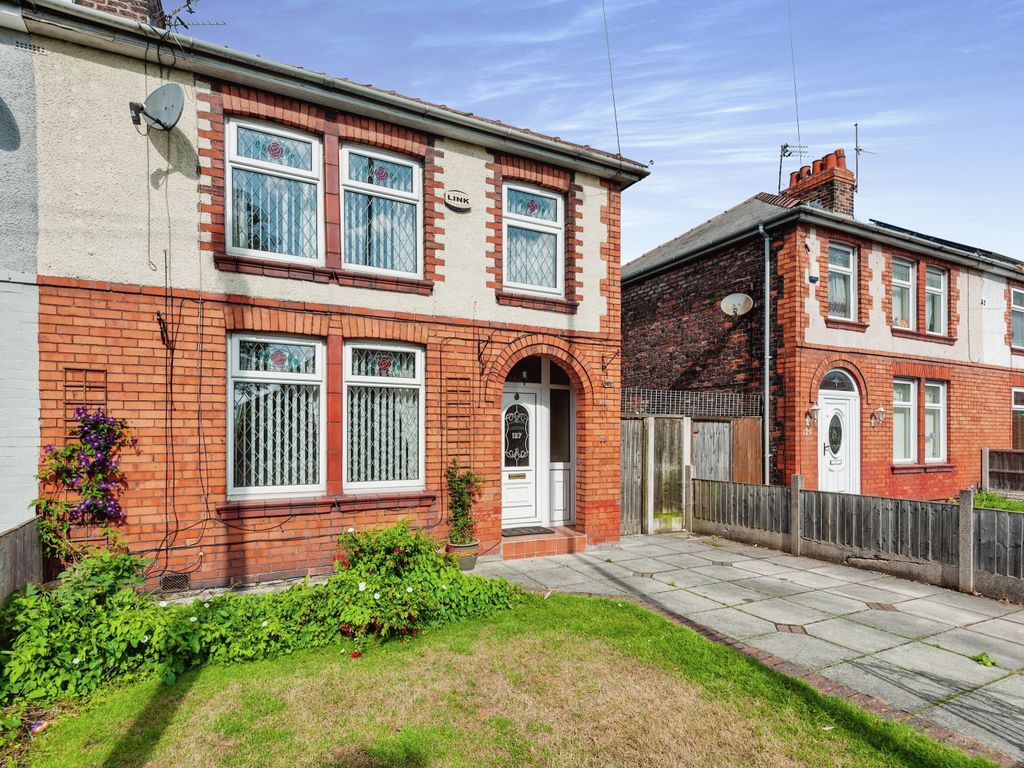 3 bed semidetached house for sale in Lower House Lane, Widnes WA8, £