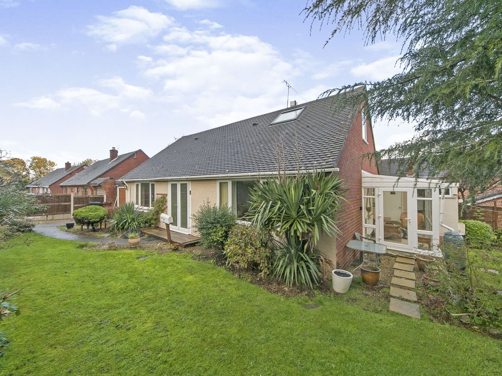 4 bed bungalow for sale in Moorfield Road, Hawarden CH5 Zoopla