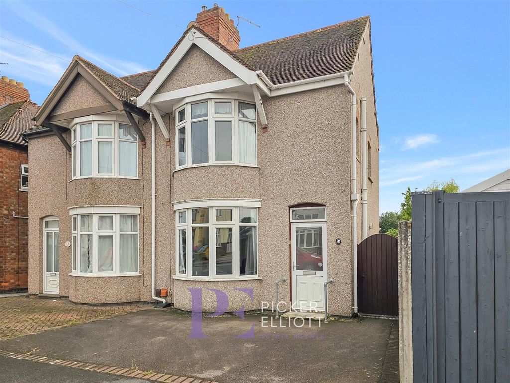 3 bed semidetached house for sale in Strathmore Road, Hinckley LE10, £