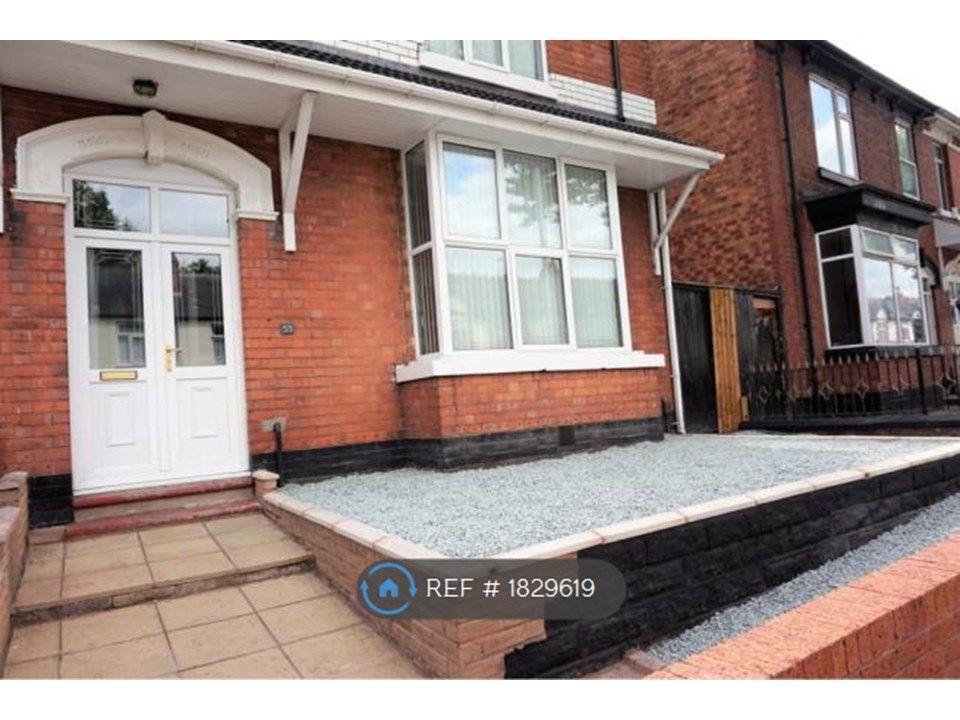5 bed semidetached house to rent in Lea Road, Wolverhampton WV3, £1,350 pcm Zoopla