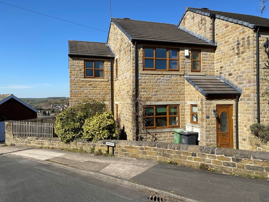 3 bed town house for sale in Kirkgate, Hanging Heaton, Batley WF17 Zoopla