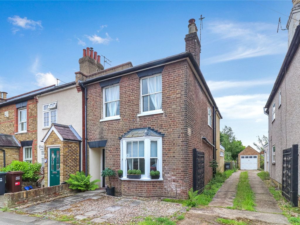 3 bed detached house for sale in Breakspeare Road, Abbots Langley WD5