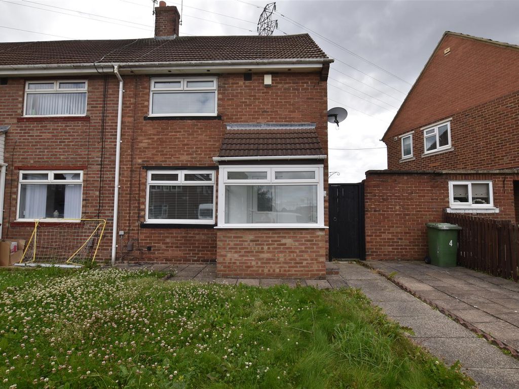2 bed semidetached house to rent in Rosyth Road, Redhouse, Sunderland