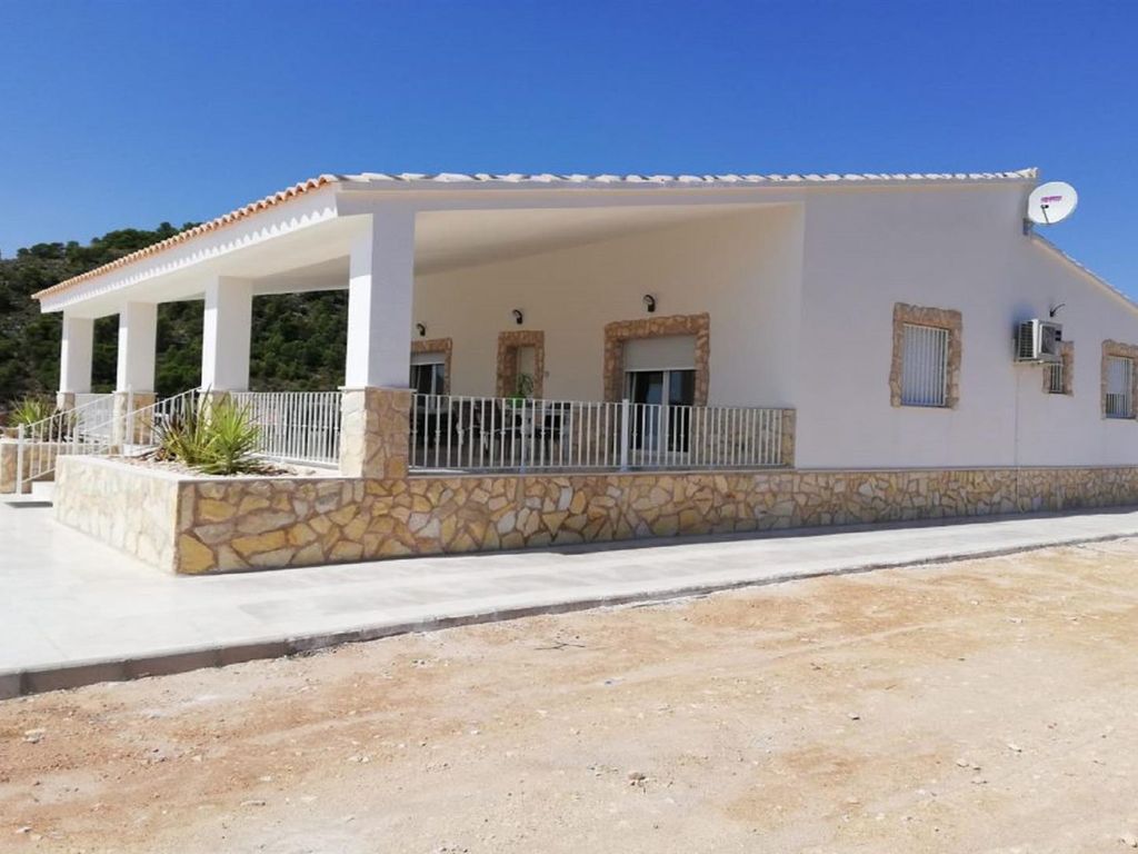 3 bed detached house for sale in La Romana, Costa Blanca, Spain, £