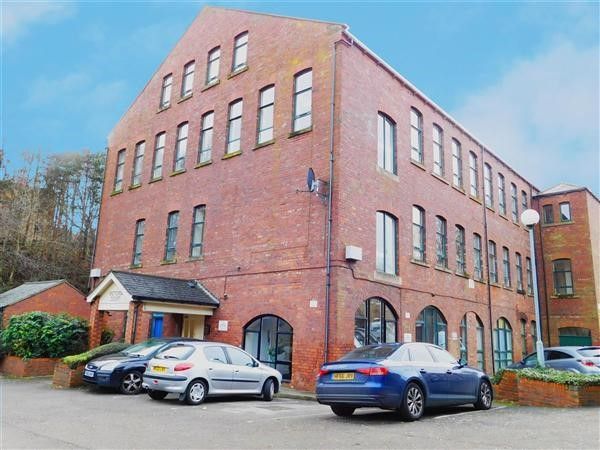 Flat, Victoria Court, Victoria Mews, Morley, Leeds LS27