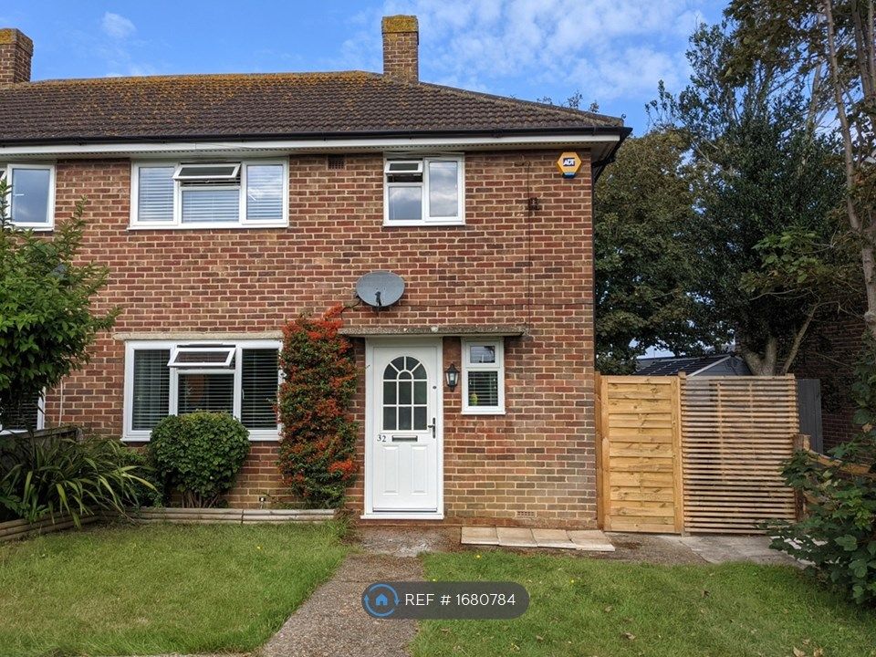 3 bed semidetached house to rent in Northdown Close, Newhaven BN9 Zoopla