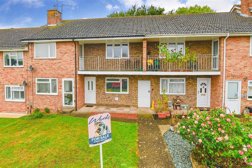 2 bed for sale in Birchington Close, Maidstone, Kent ME14, £