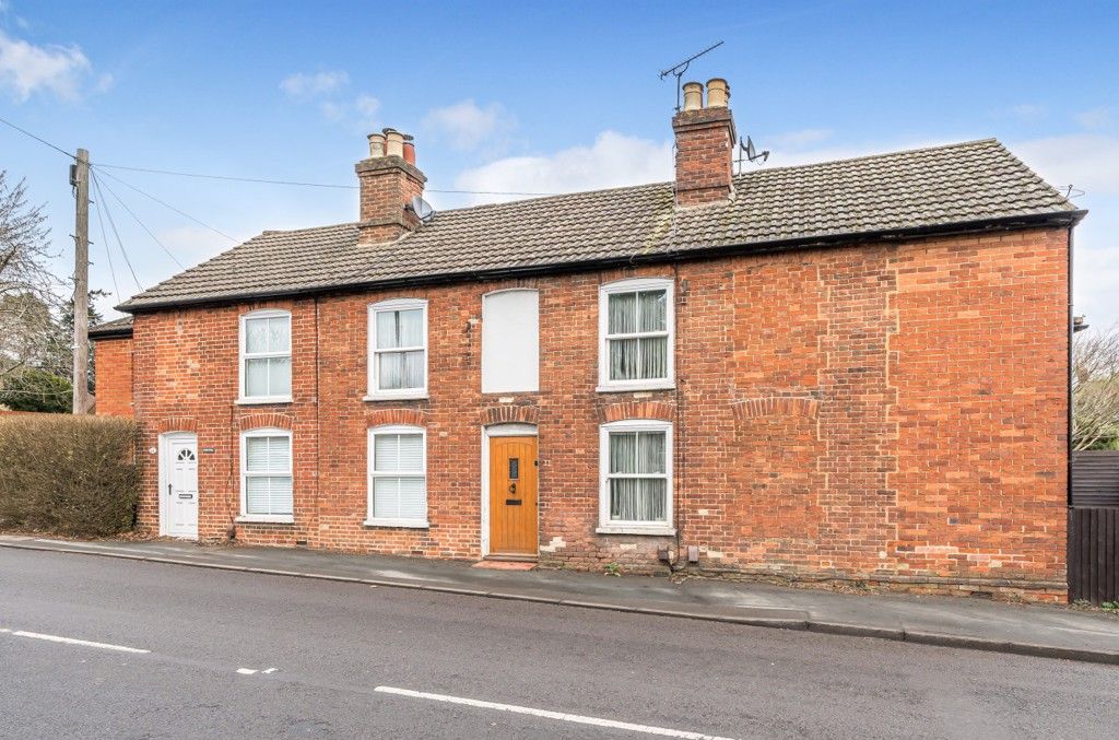 2 bed terraced house for sale in Upper Hale Road, Farnham, Surrey GU9