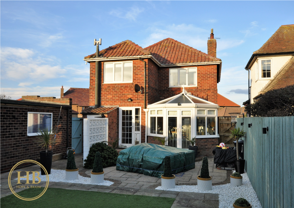 3 bed detached house for sale in Mulgrave Road, Whitby YO21 Zoopla