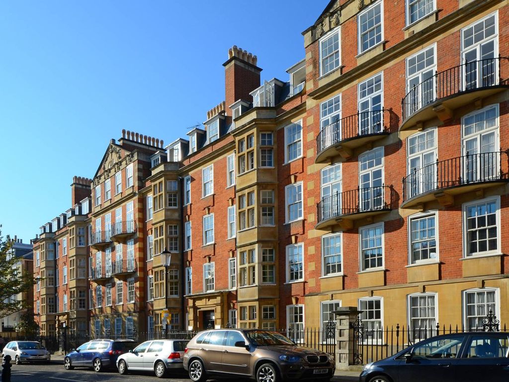 The Little Boltons, Earls Court, London SW5  