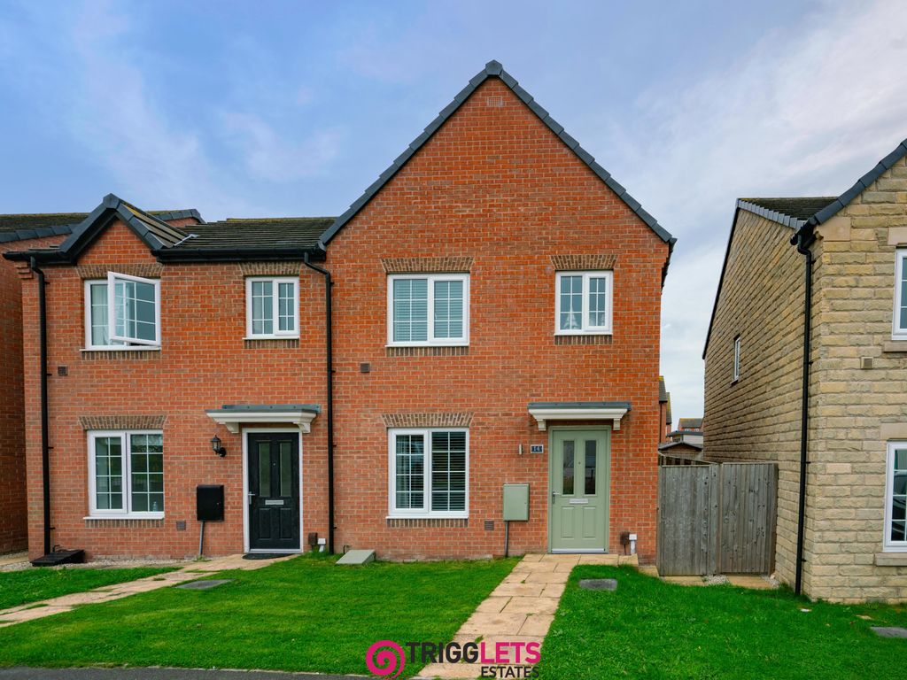 3 bed semidetached house for sale in School Gardens, Barnsley S70, £