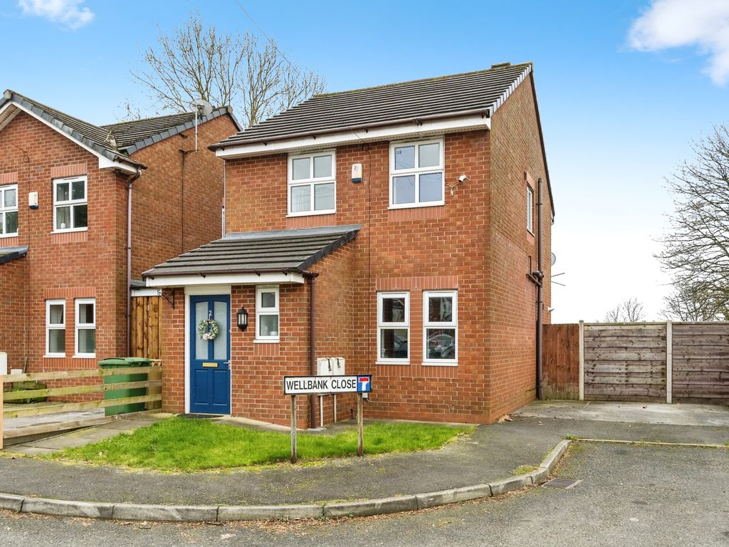 3 bed detached house for sale in Wellbank Close, Little Lever, Bolton