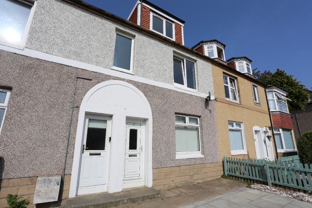 5 bed terraced house to rent in Sighthill Crescent, Sighthill