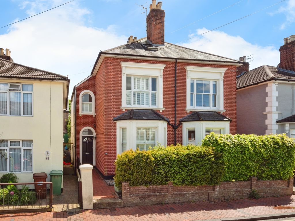 4 bed semidetached house for sale in Albion Road, Tunbridge Wells TN1