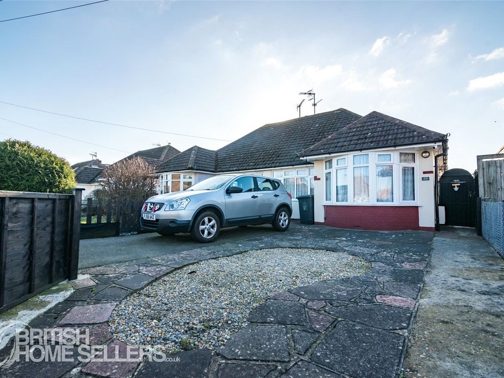 2 bed bungalow for sale in Farmlands Avenue, Polegate, East Sussex BN26, £315,000 Zoopla