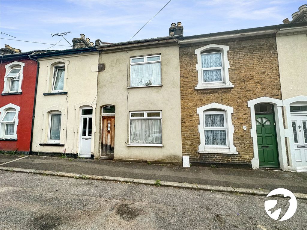 2 bed terraced house for sale in Montfort Road, Rochester, Kent ME2
