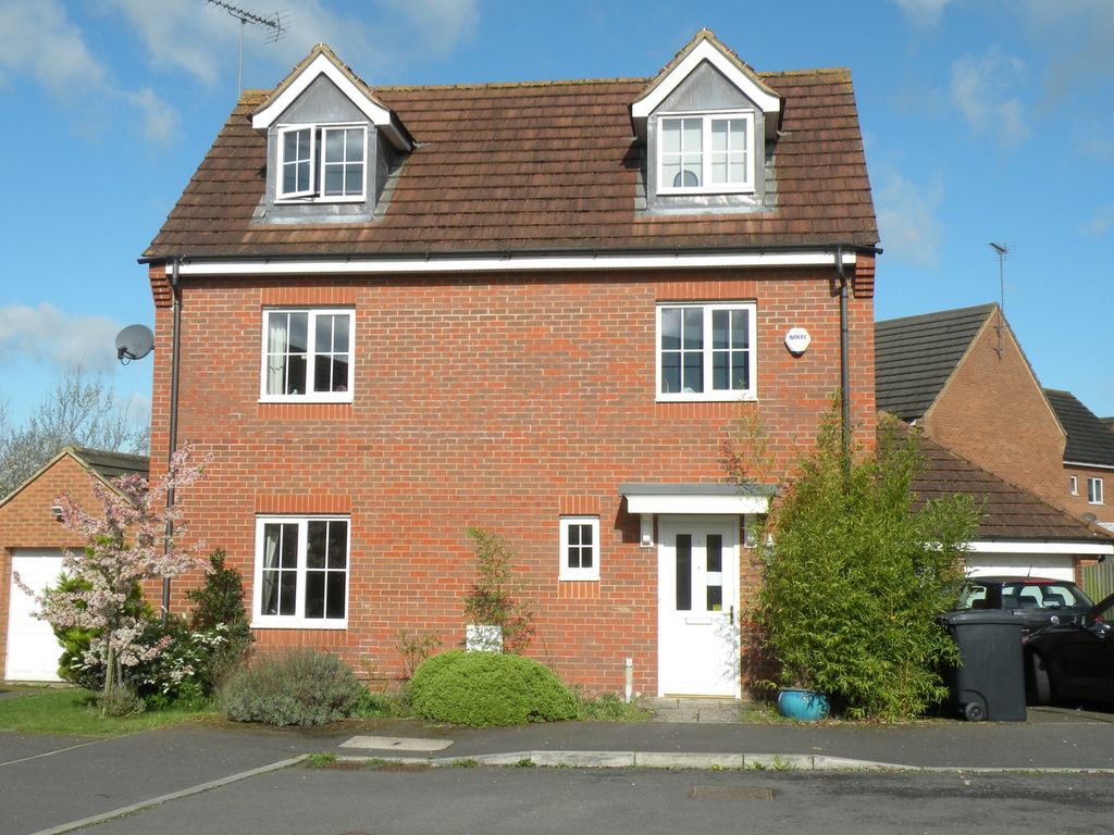 5 bed terraced house to rent in Walker Grove, Hatfield AL10 Zoopla