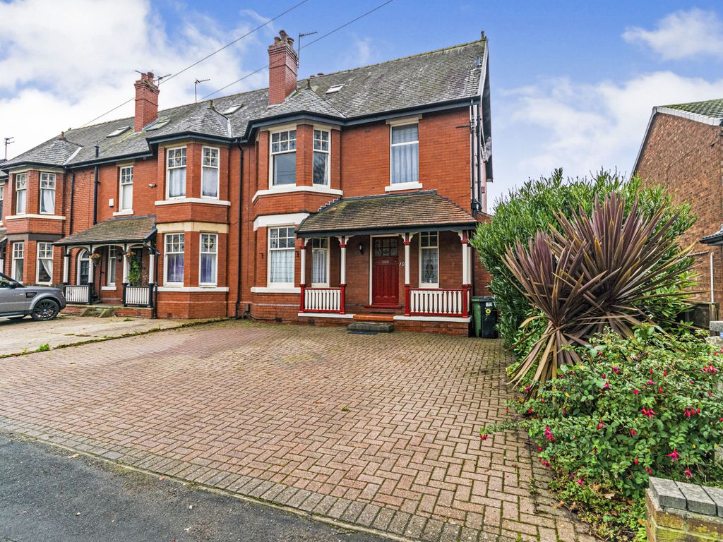 4 bed mews house for sale in Offerton Lane, Stockport SK2 Zoopla