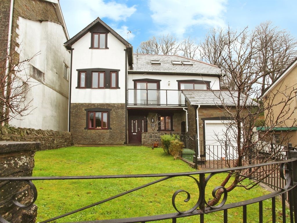 5 bed property for sale in Church Street, Llantrisant, Pontyclun CF72