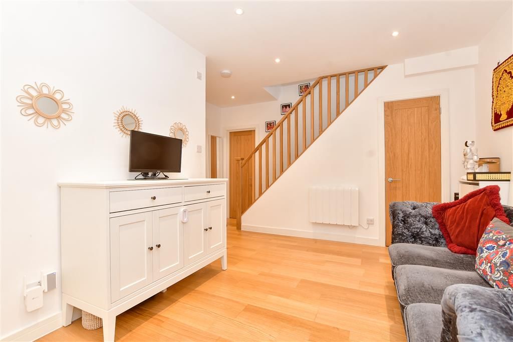 3 bed detached house for sale in Mount Pleasant Road, Caterham, Surrey