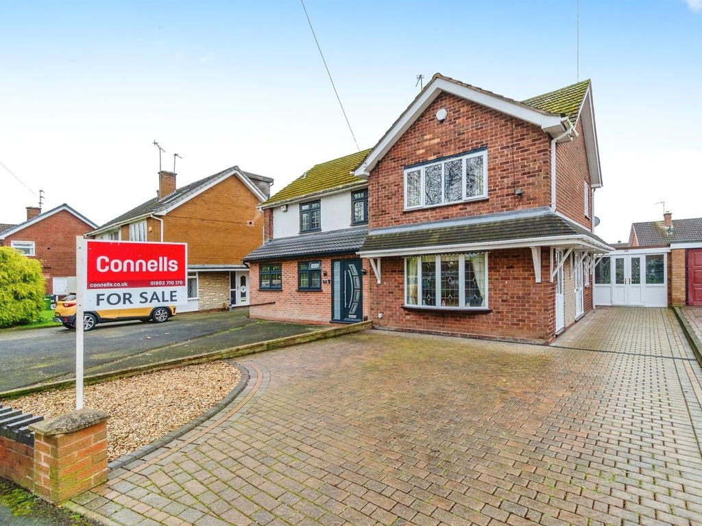 2 bed semidetached house for sale in Lichfield Road, Lyndale Park