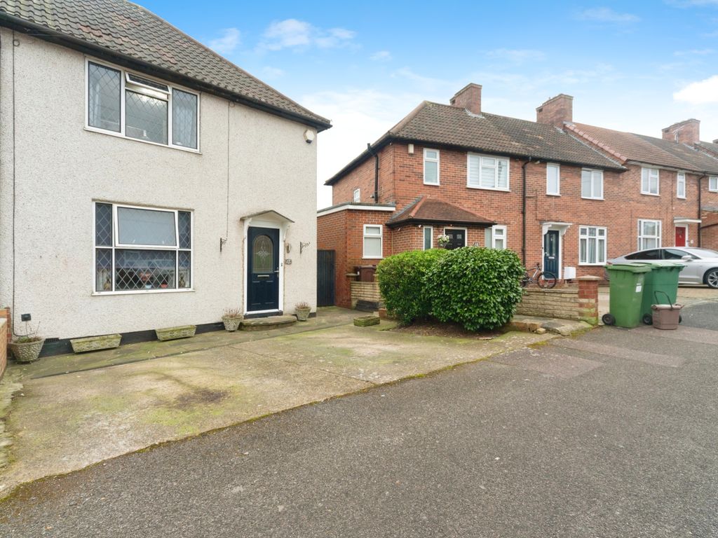 3 bed end terrace house for sale in Westminster Road, Sutton, Surrey