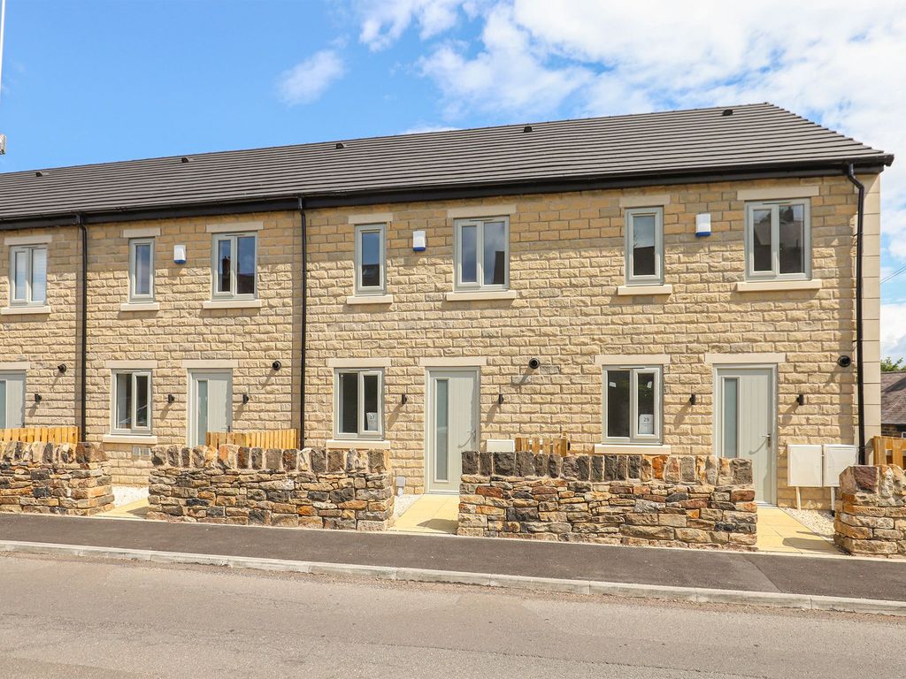 New home, 3 bed town house for sale in 29 Haywood Lane, Deepcar S36, £