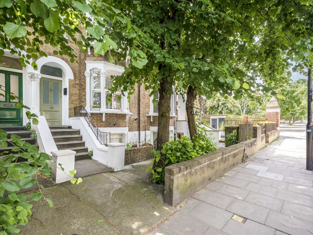 3 bed flat for sale in Tufnell Park Road, London N7, £850,000 Zoopla